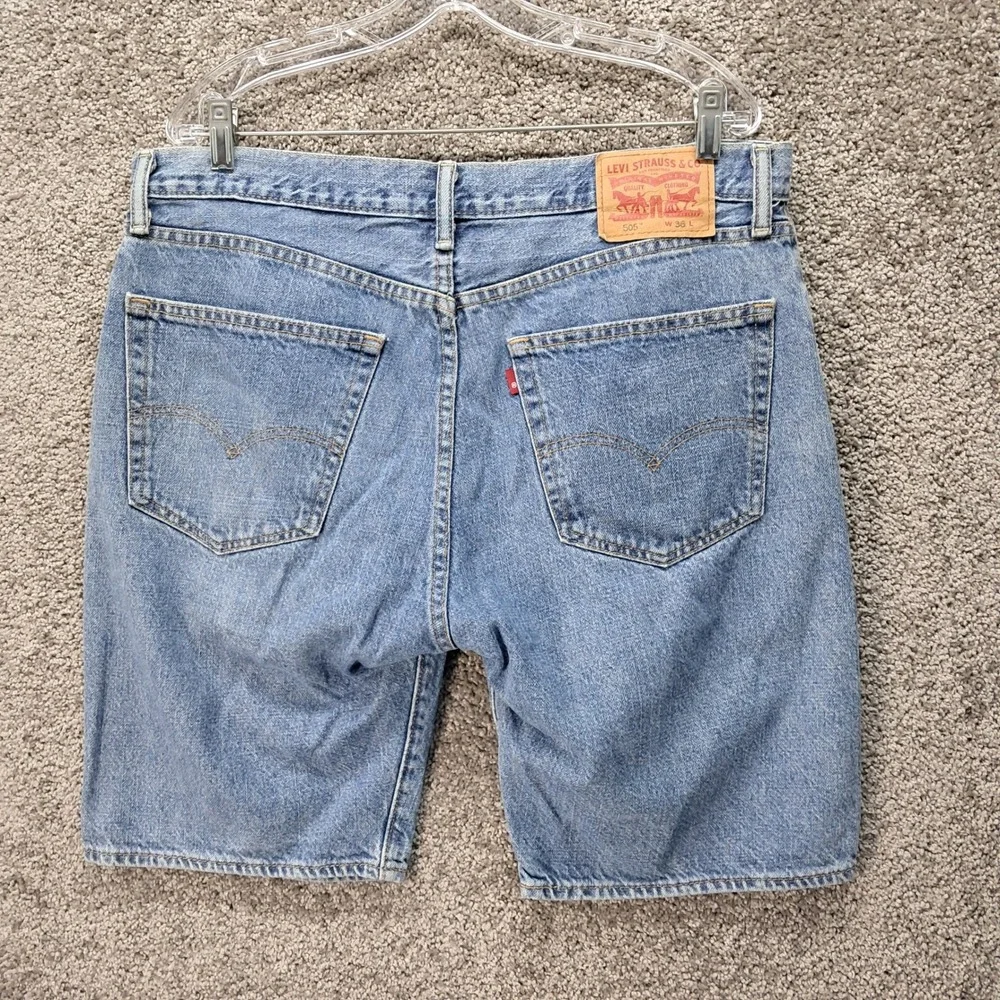Levis 505 Regular Fit Mens Denim Shorts Light Wash Blue W36 7047